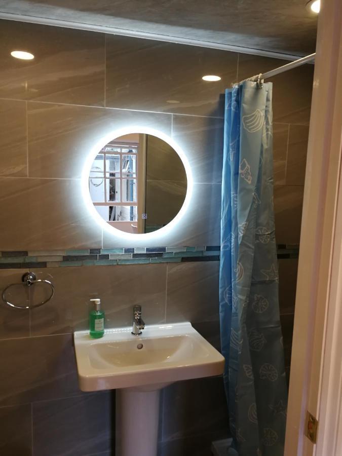 Motel Schmotel Brighton Екстер'єр фото