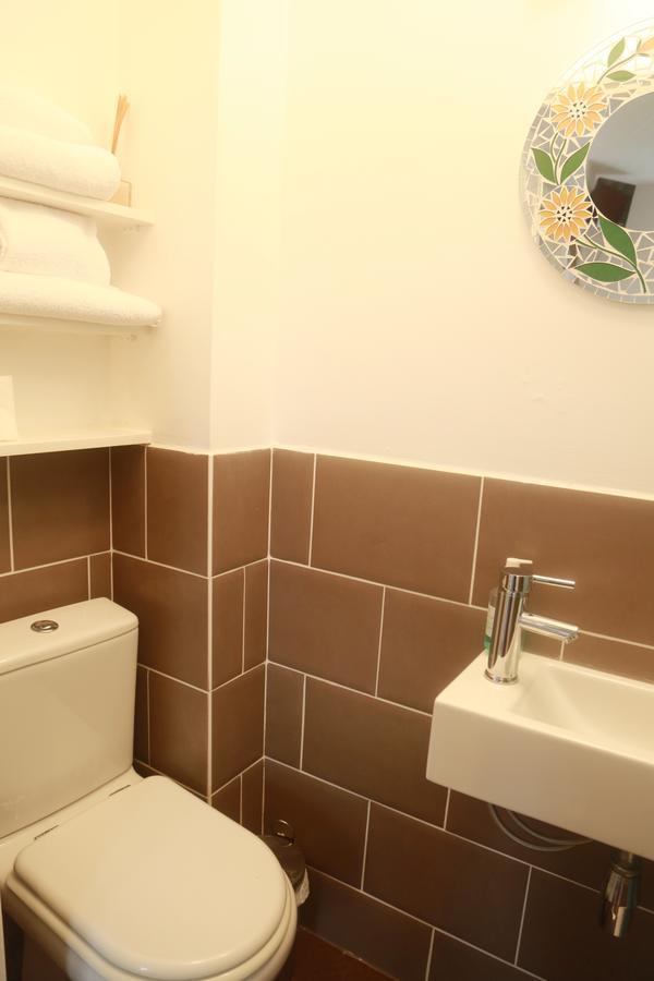 Motel Schmotel Brighton Екстер'єр фото